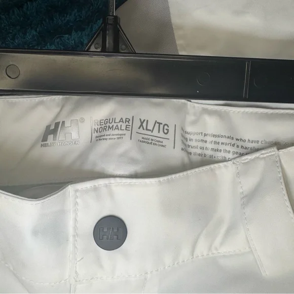 Helly Hansen Legendary Insulated Ski Snow Pant in White - Picture 10 of 10
